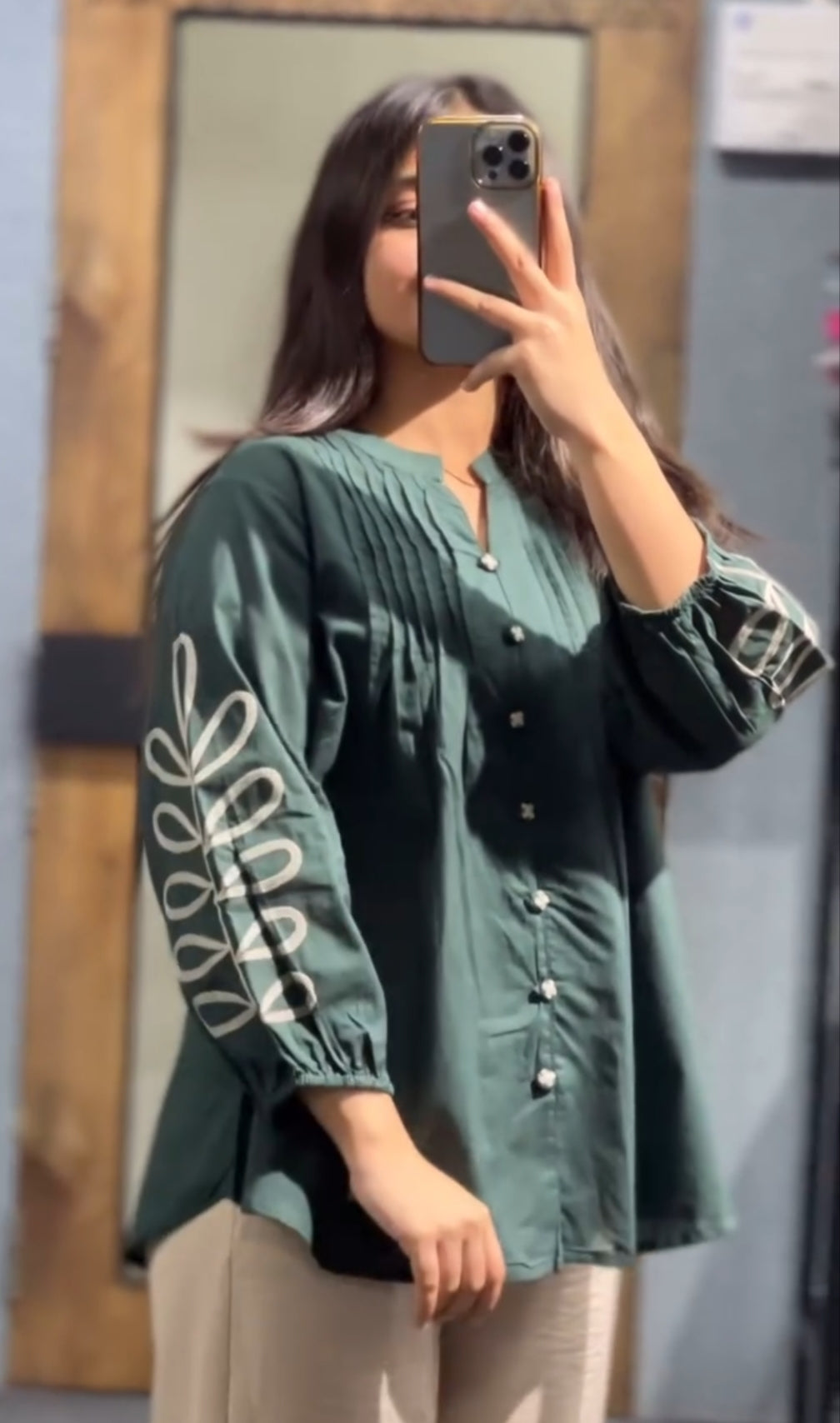 Gulabo Twist Top (Only Top)
